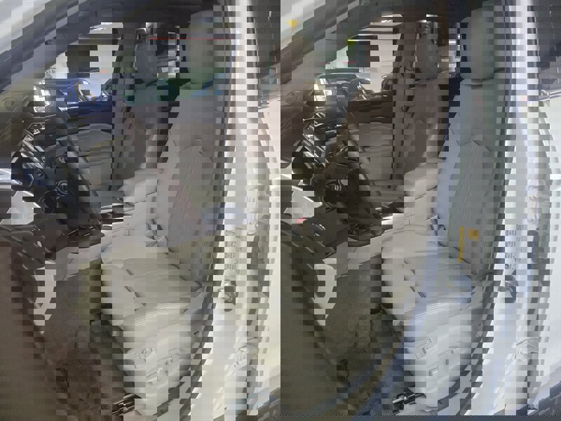 Used 2013 Cadillac SRX Luxury w/ Driver Awareness Package image 9