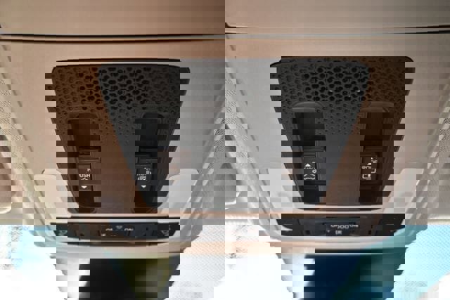 Used 2025 Honda Pilot Touring image 36