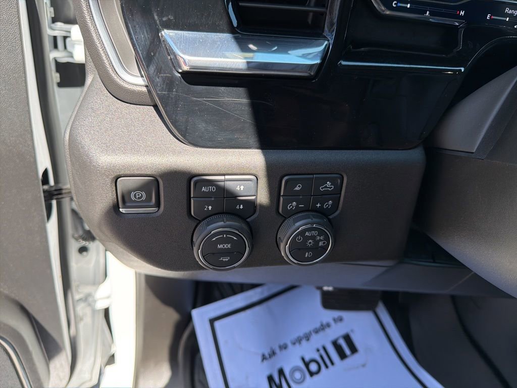 Certified 2024 Chevrolet Silverado 1500 LTZ AWD/4WD image 24