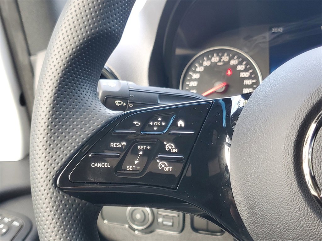 Used 2025 Mercedes-Benz Sprinter 2500 image 18