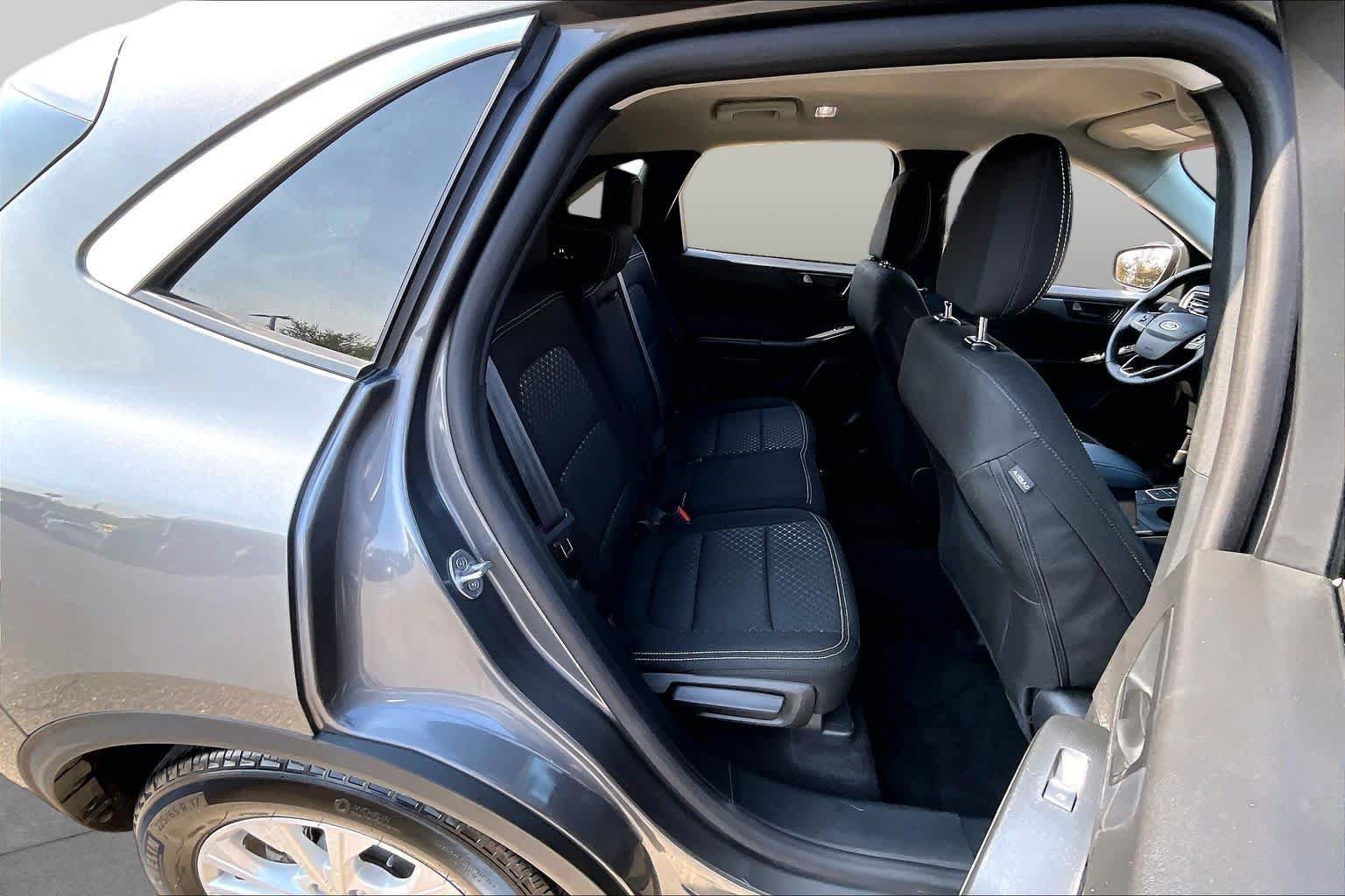 Used 2024 Ford Escape Active FWD image 19