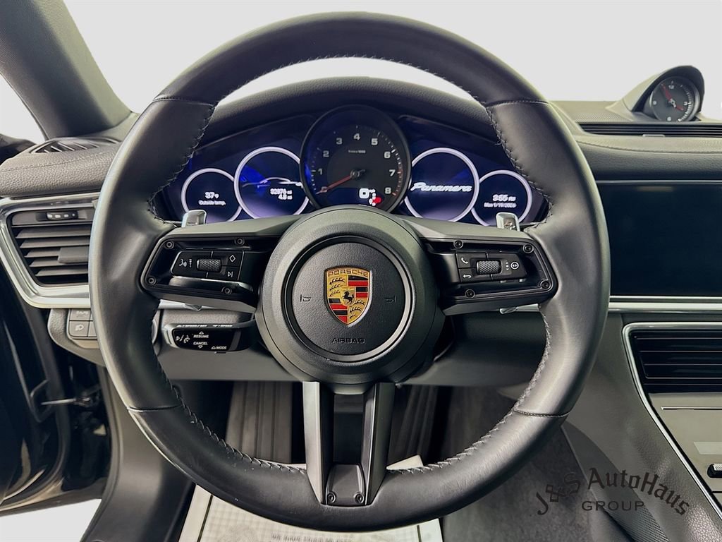 Used 2022 Porsche Panamera Platinum Edition image 12