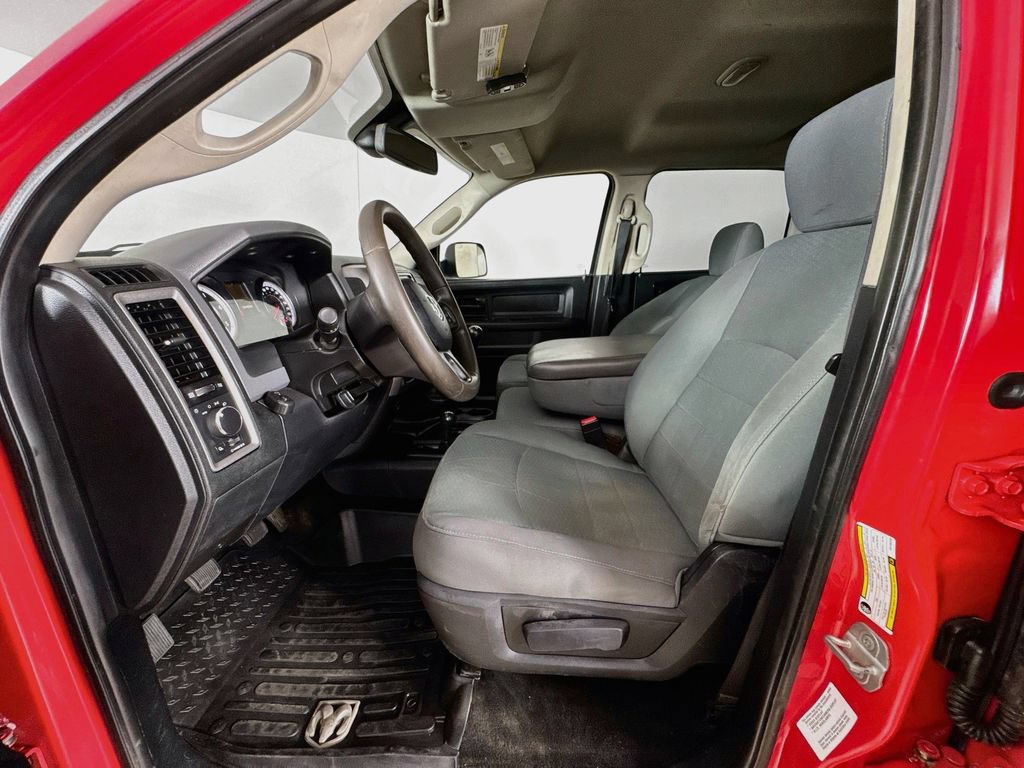 Used 2014 RAM 2500 Tradesman w/ Chrome Appearance Group AWD/4WD image 12