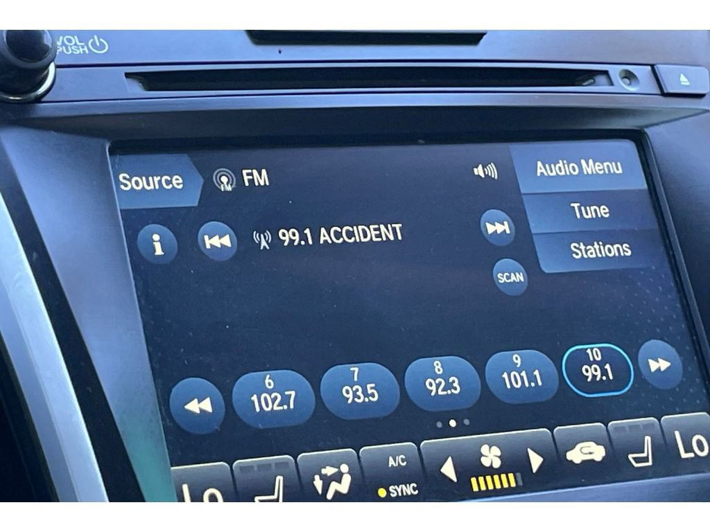 Used 2018 Acura TLX image 24