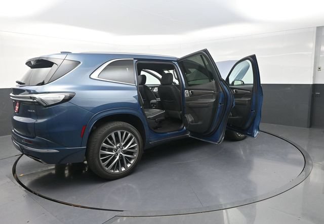 Used 2025 Buick Enclave Avenir AWD/4WD image 46