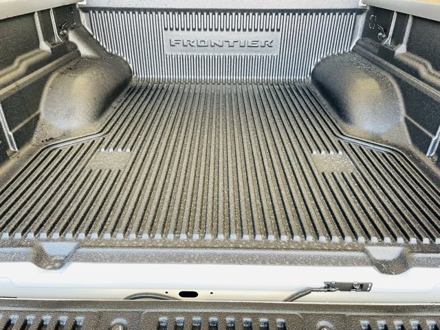 New 2026 Nissan Frontier SV w/ Tow Package image 19