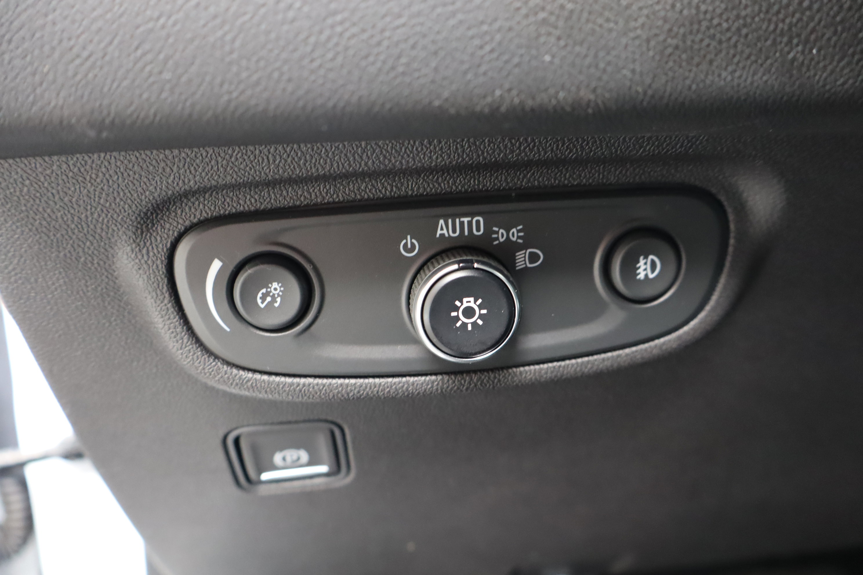 Certified 2023 GMC Terrain AT4 image 19