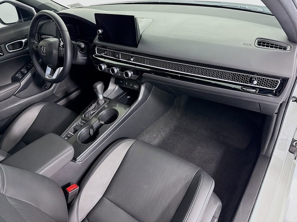 Certified 2025 Honda Civic Sport image 18