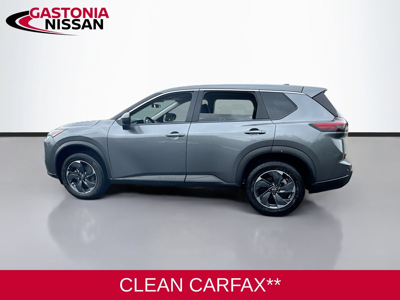 Used 2025 Nissan Rogue SV FWD image 5