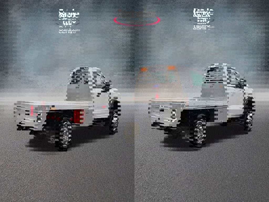 New 2025 Ford F550 4x4 Regular Cab Super Duty image 5