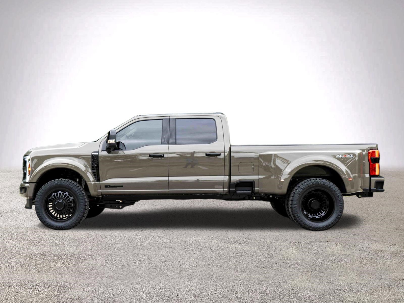 Used 2026 Ford F450 Platinum w/ Platinum Plus Package image 6