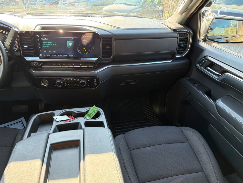 Used 2024 Chevrolet Silverado 1500 LT AWD/4WD image 16