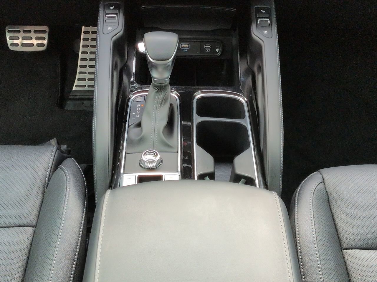 Used 2025 Kia Telluride SX image 19