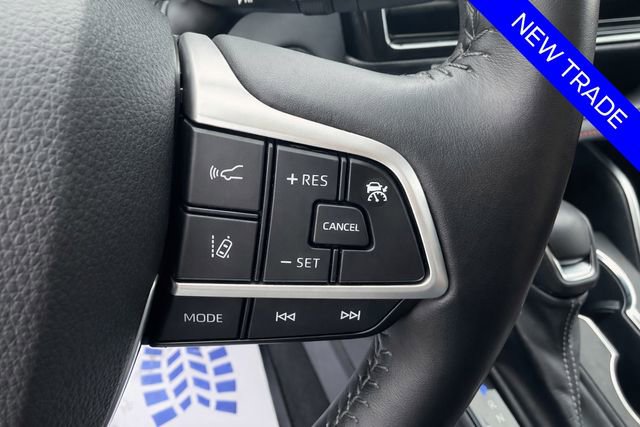 Used 2022 Toyota Highlander XSE video 2