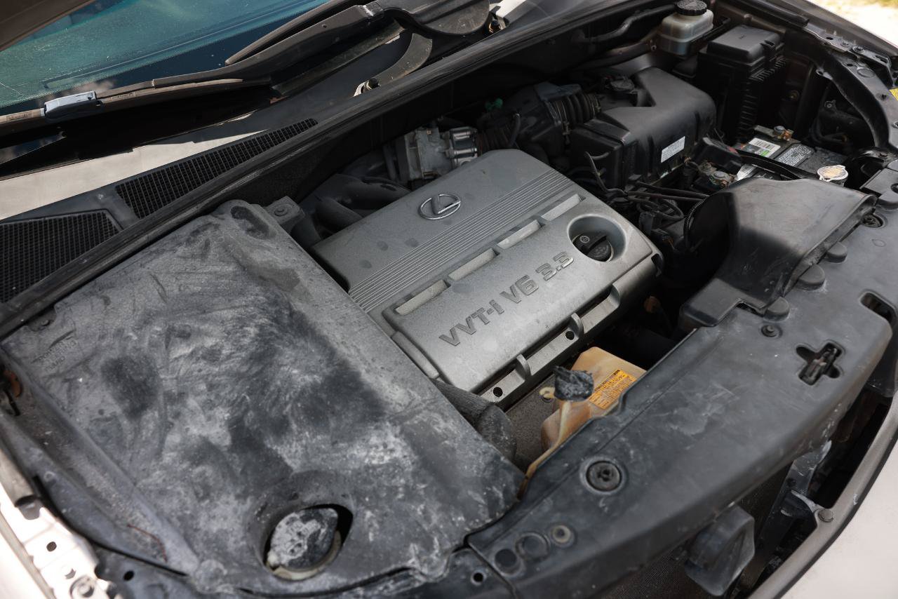 Used 2005 Lexus RX 330 w/ Premium Plus Pkg FWD image 44