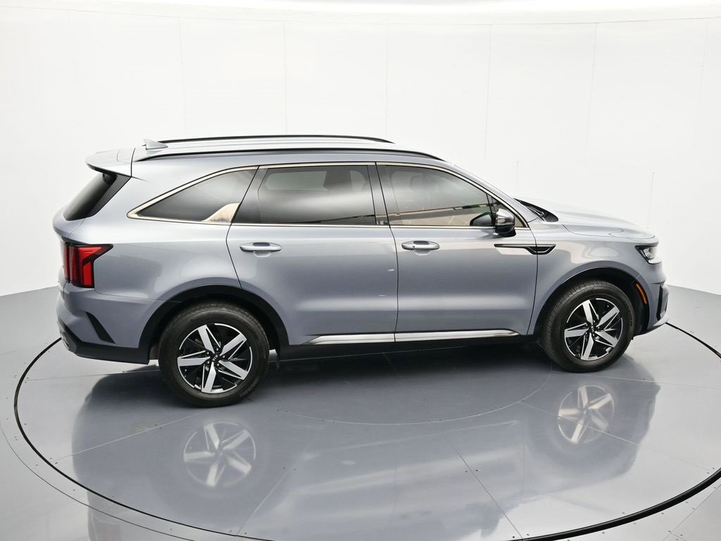 Used 2021 Kia Sorento S image 32