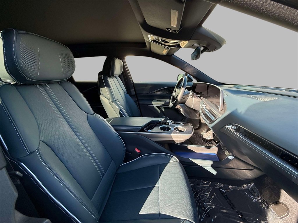 Used 2024 Cadillac Lyriq Sport w/ Nappa Leather Package image 15