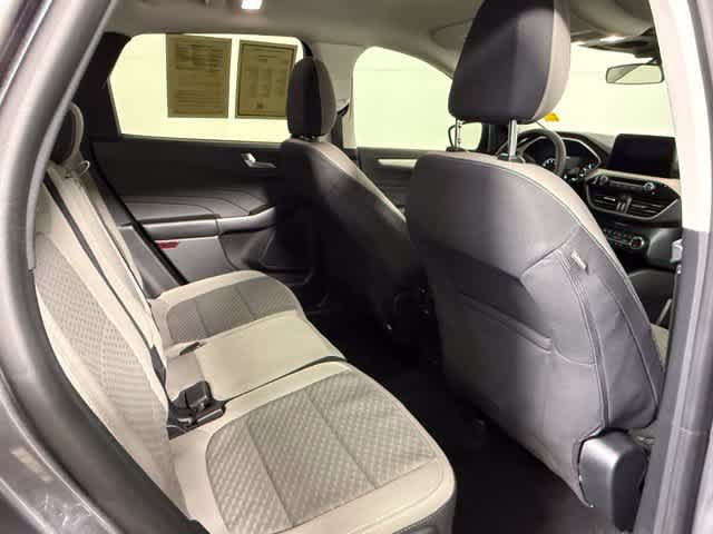Used 2021 Ford Escape SE w/ SE Sport Appearance Package FWD image 60