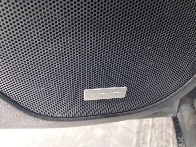 Certified 2023 GMC Acadia SLT image 18