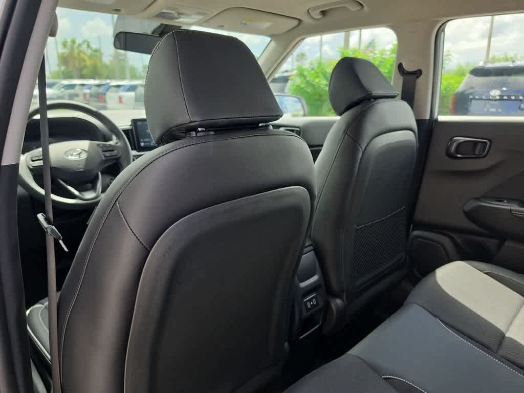 New 2026 Hyundai Venue SEL FWD image 19