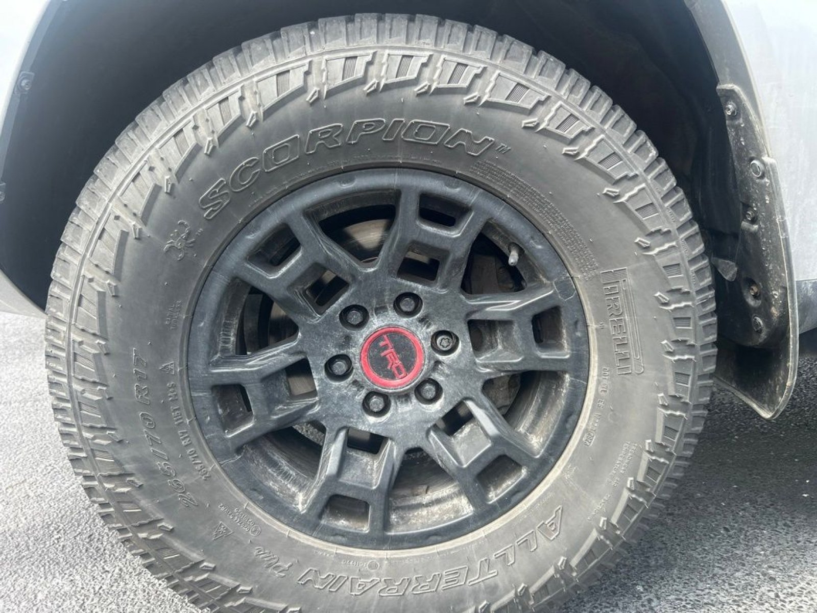 Used 2022 Toyota 4Runner TRD Off-Road Premium w/ TRD Black Wheel Package (TMS) AWD/4WD image 11