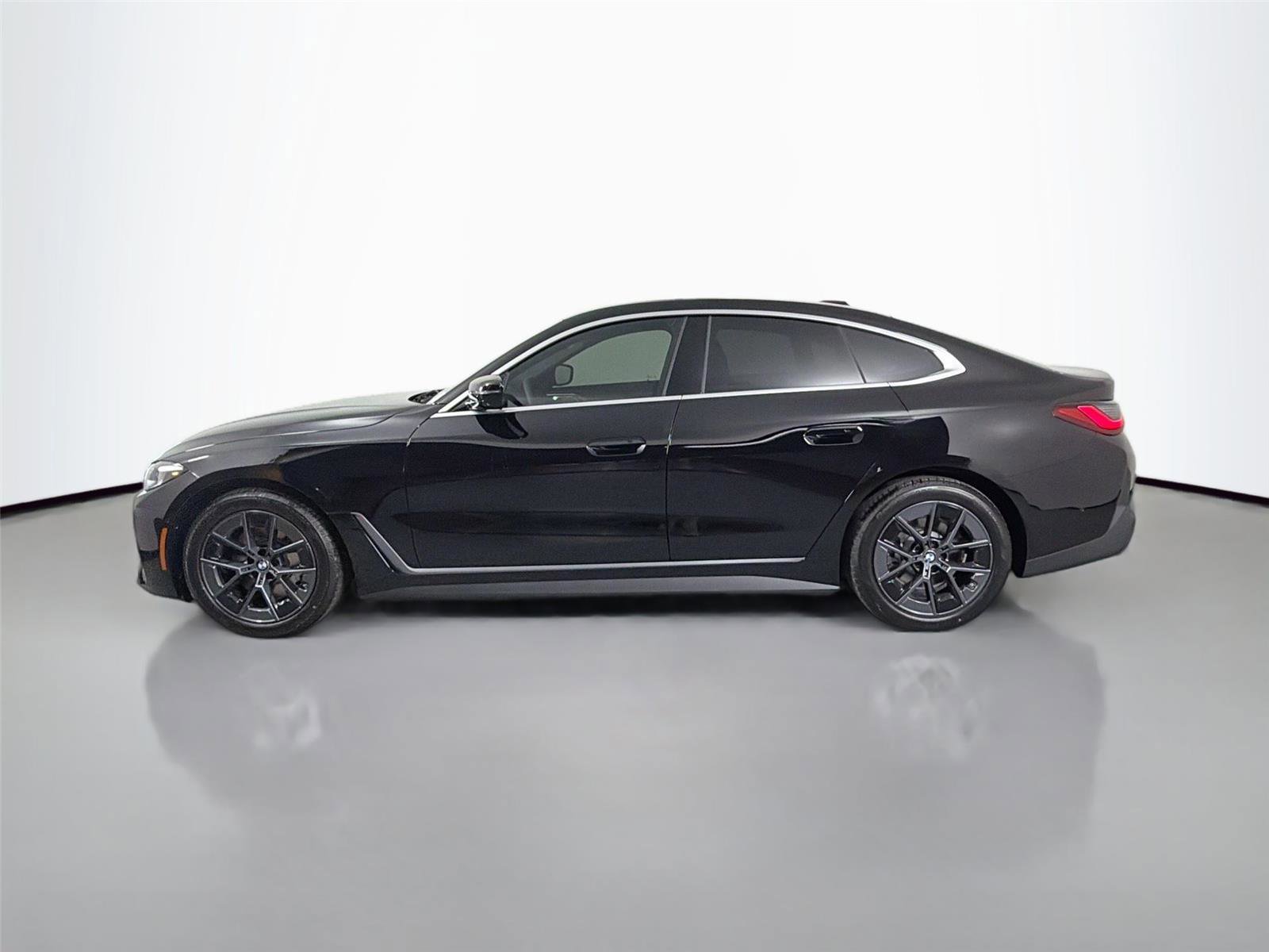 New 2026 BMW i4 xDrive40i w/ Parking Assistance Package AWD/4WD image 8