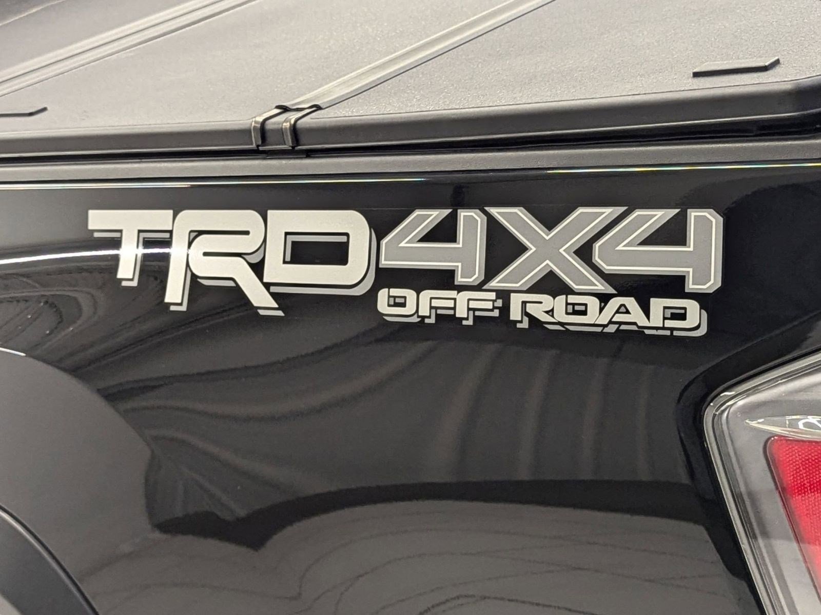 Used 2023 Toyota Tacoma TRD Off-Road image 39