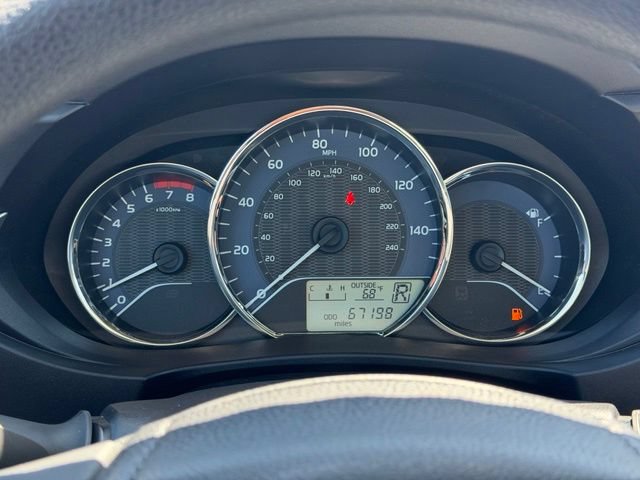 Used 2014 Toyota Corolla LE FWD image 22
