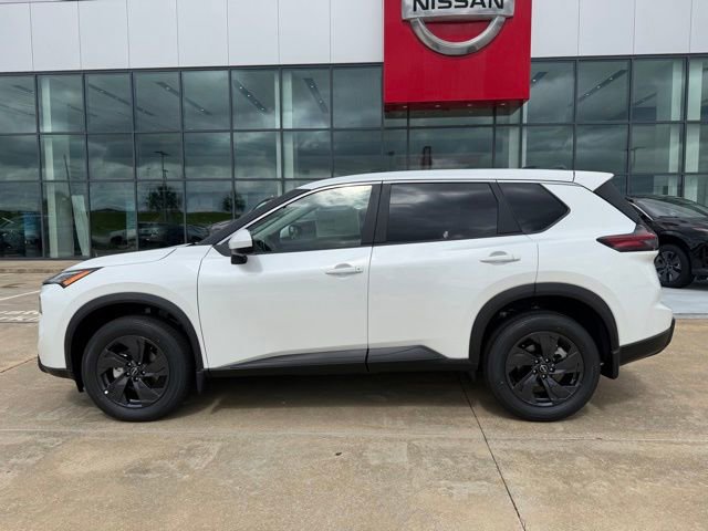 New 2026 Nissan Rogue SV FWD image 2