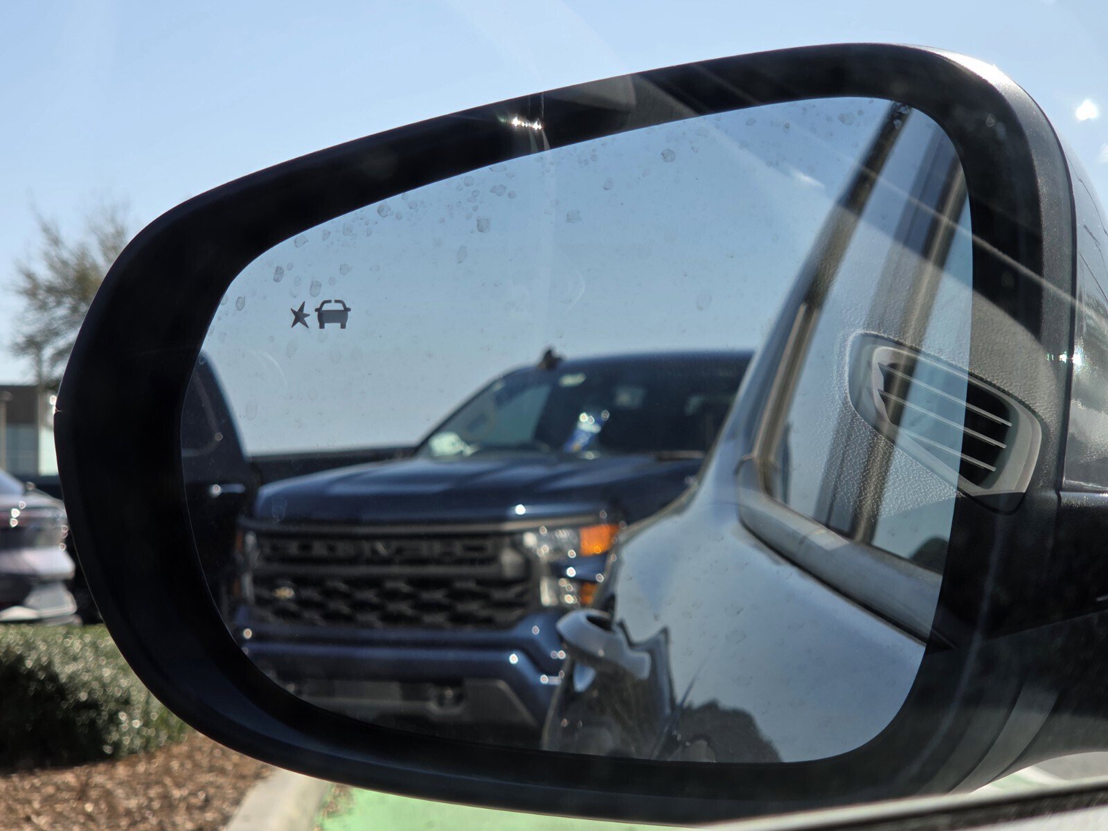 New 2026 Chevrolet TrailBlazer LT w/ Convenience Package FWD image 13