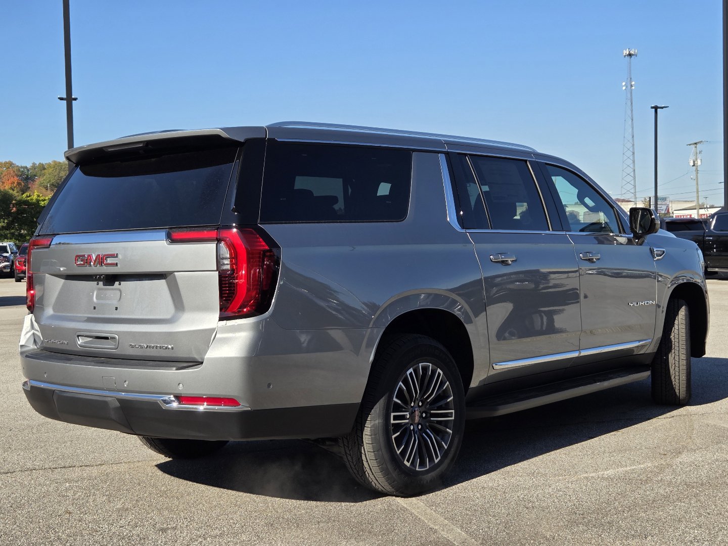New 2027 GMC Yukon XL Elevation w/ Technology Package AWD/4WD image 19