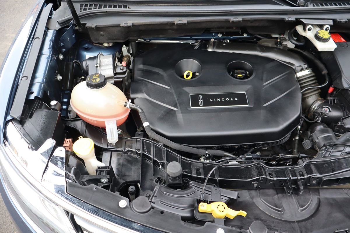 Used 2018 Lincoln MKC Reserve image 38