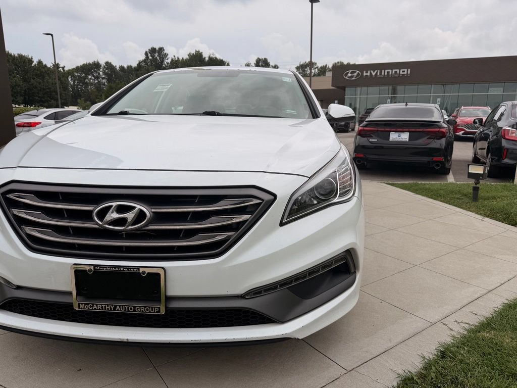 Used 2017 Hyundai Sonata Sport w/ Value Edition Package 02 FWD image 13