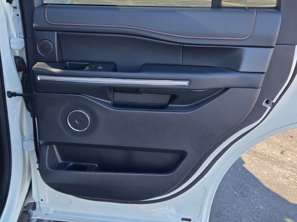 Certified 2024 Ford Expedition Timberline image 7