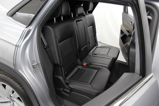 Used 2023 Volkswagen Atlas Cross Sport SE w/ Panoramic Sunroof Package AWD/4WD image 19