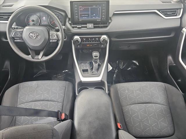 Used 2021 Toyota RAV4 XLE image 18