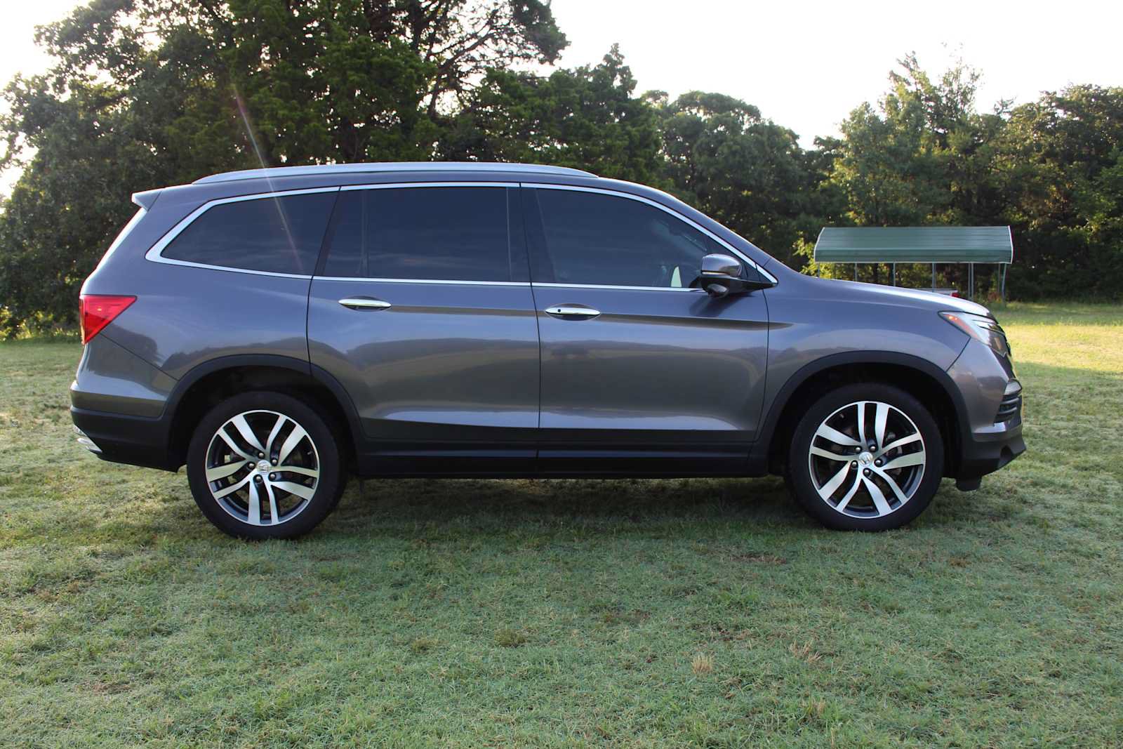 Used 2017 Honda Pilot Touring image 15