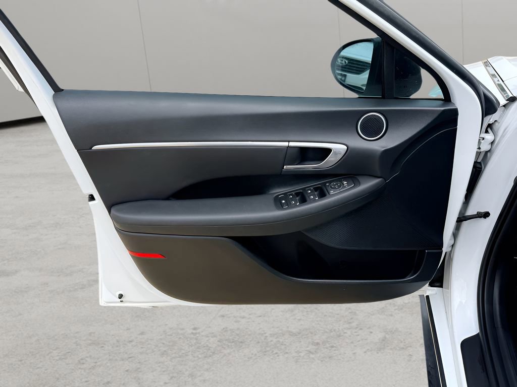 Used 2023 Hyundai Sonata SEL FWD image 12