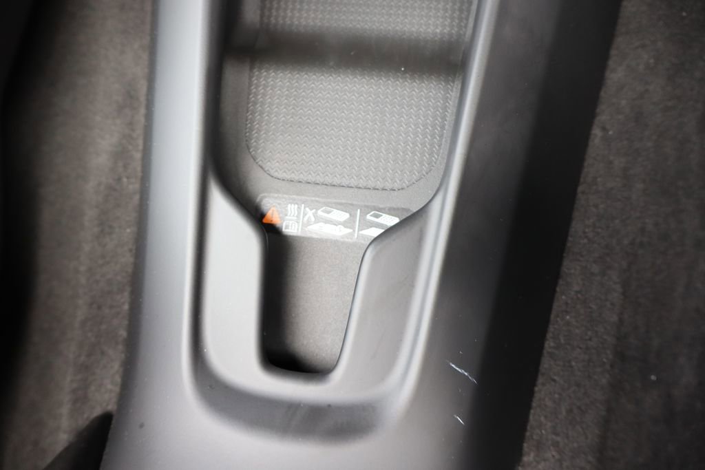 Used 2024 Chevrolet Corvette Stingray w/ Z51 Performance Package image 25