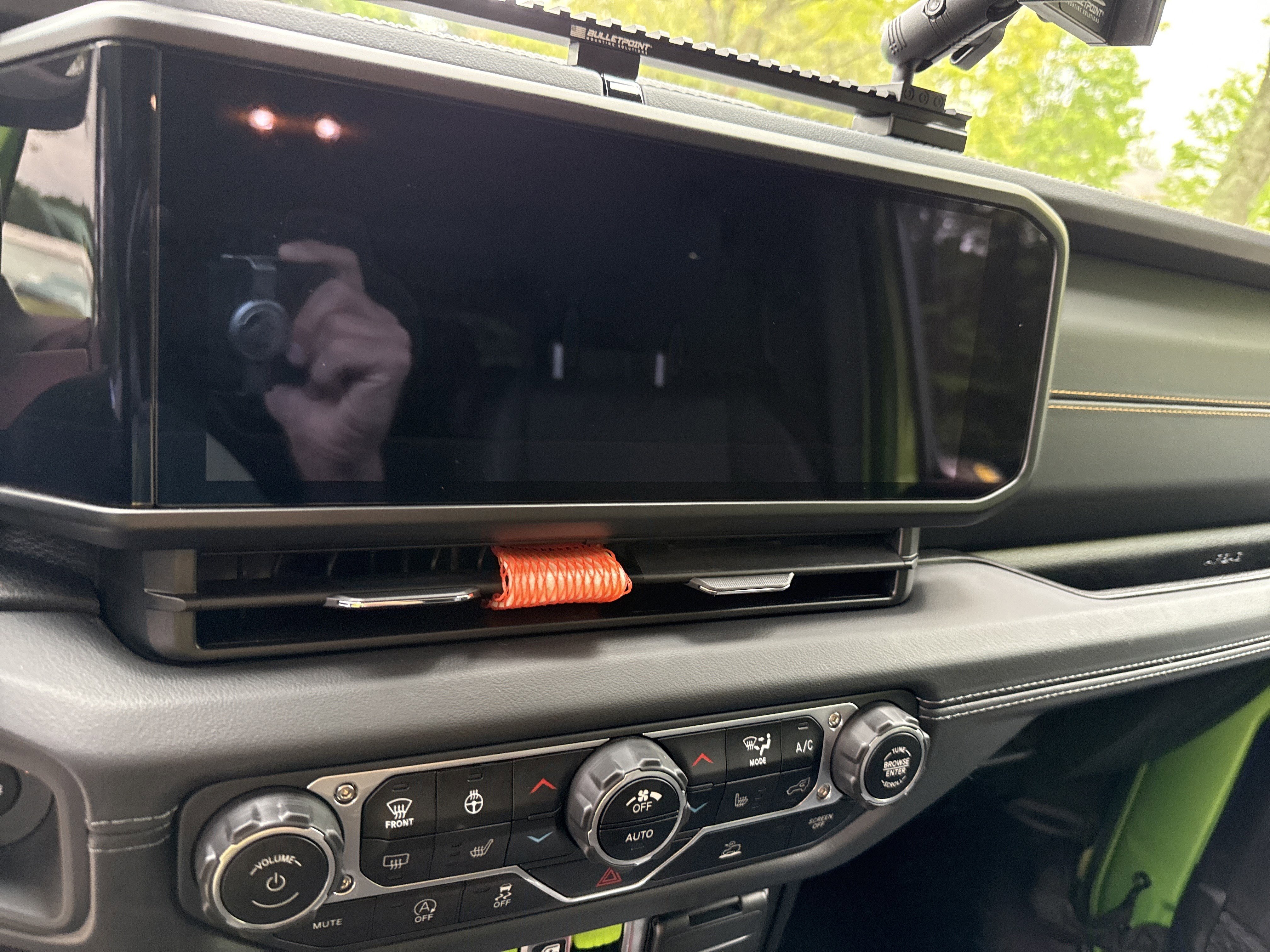Used 2025 Jeep Gladiator Sport AWD/4WD image 29