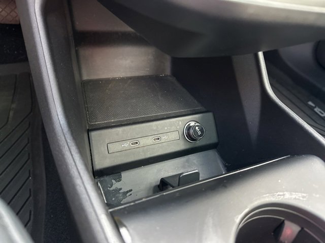 Used 2023 Audi Q4 e-tron Premium Plus image 15