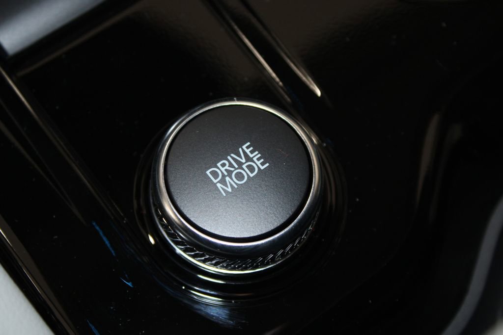 New 2026 Ford Explorer Platinum w/ LUX Leather Package image 55