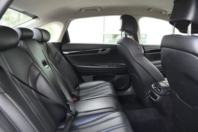 Used 2023 Genesis G80 2.5T image 30