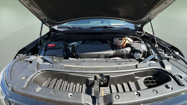 Used 2021 Chevrolet Tahoe Z71 image 32