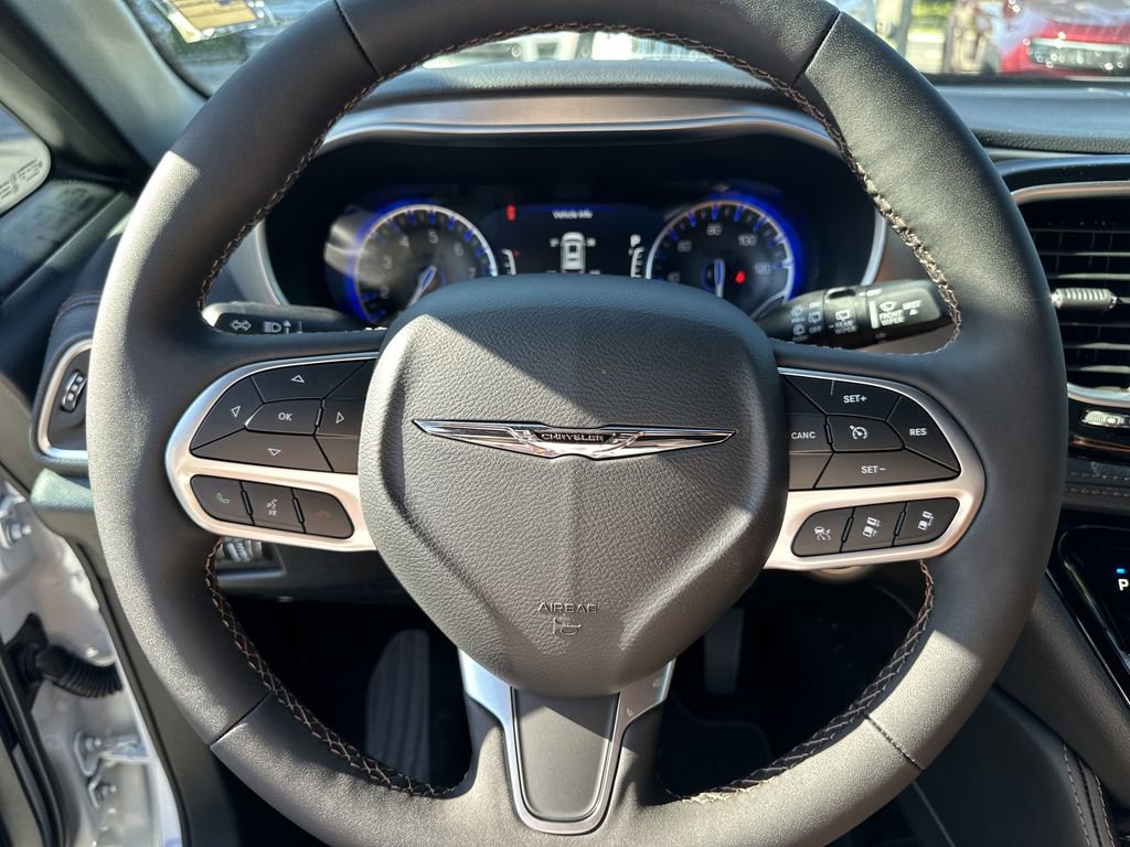 New 2026 Chrysler Pacifica Pinnacle image 28