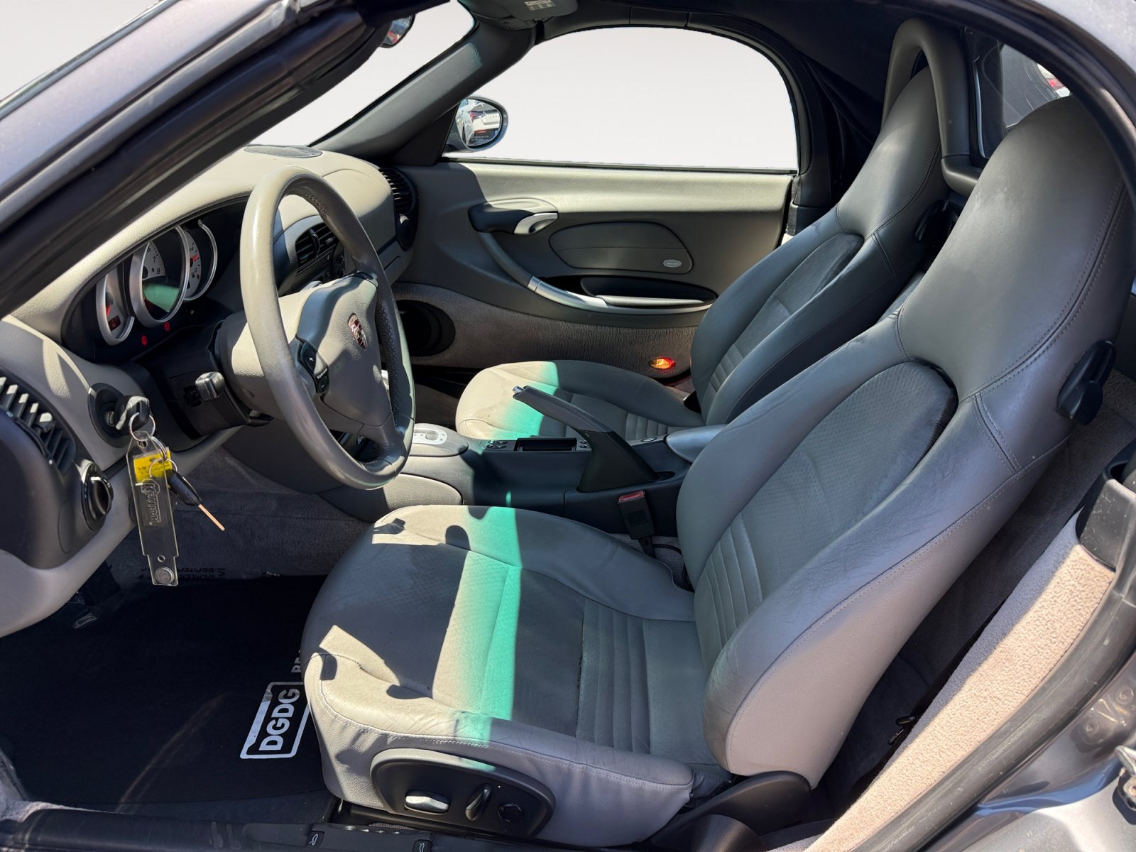 Used 2004 Porsche Boxster S RWD image 10