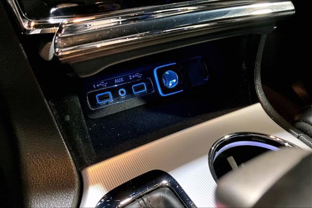 Used 2019 Jeep Grand Cherokee Limited w/ Luxury Group II image 25