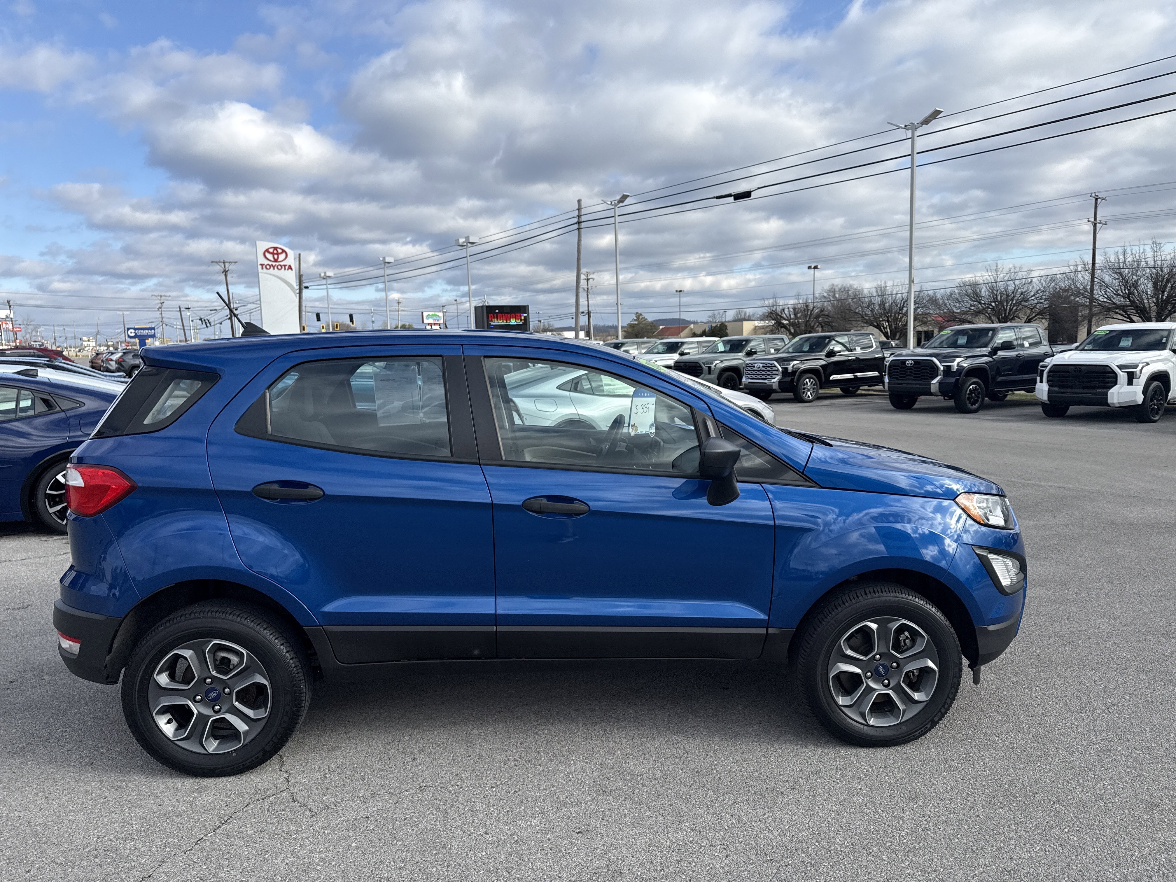 Used 2022 Ford EcoSport S image 2