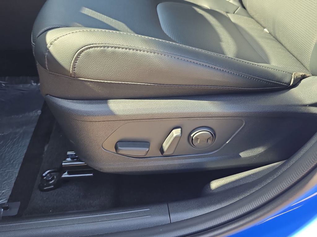 New 2026 Kia Sportage EX image 21