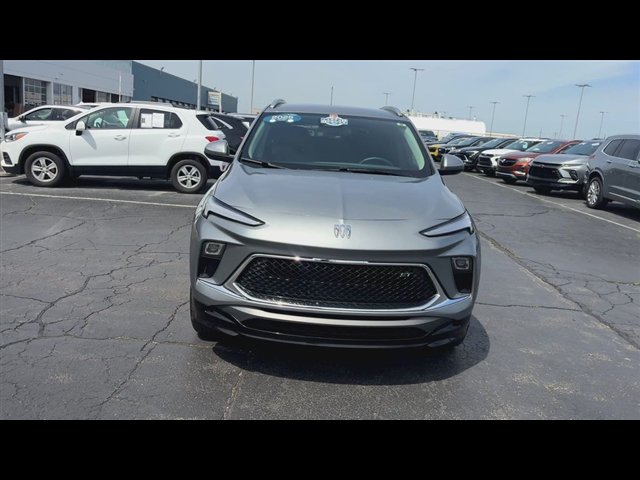 Certified 2025 Buick Encore GX Sport Touring w/ Comfort Package AWD/4WD image 3